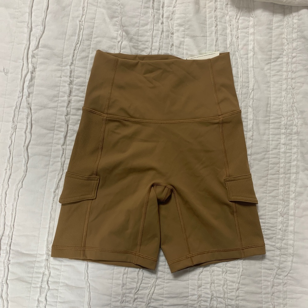 New with tags aerie offline biker shorts